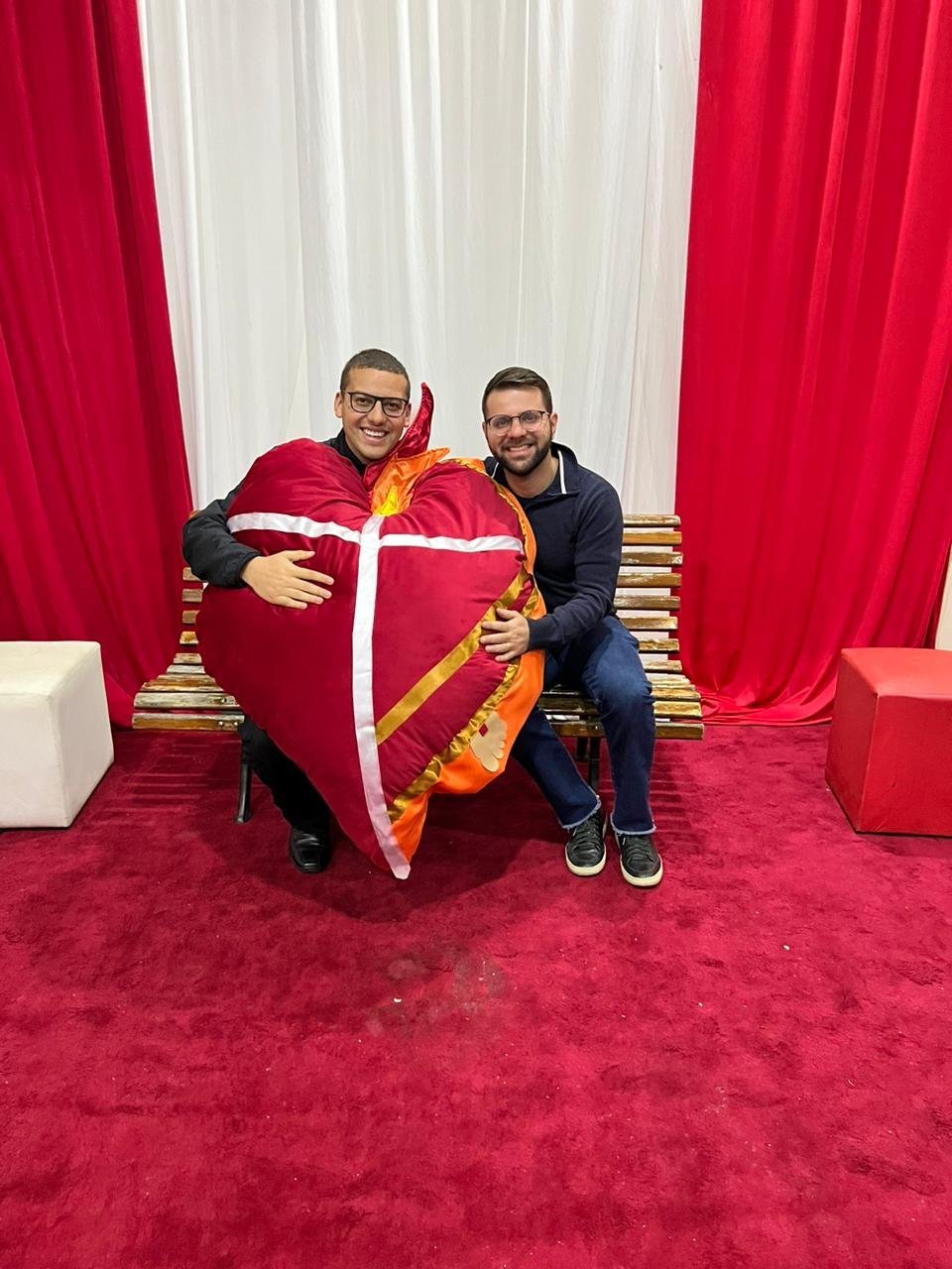 Aluno do ITESP, Matheus Baliski, destaca-se na Feira Vocacional “Cultura VOC” representando os Oblatos de São José