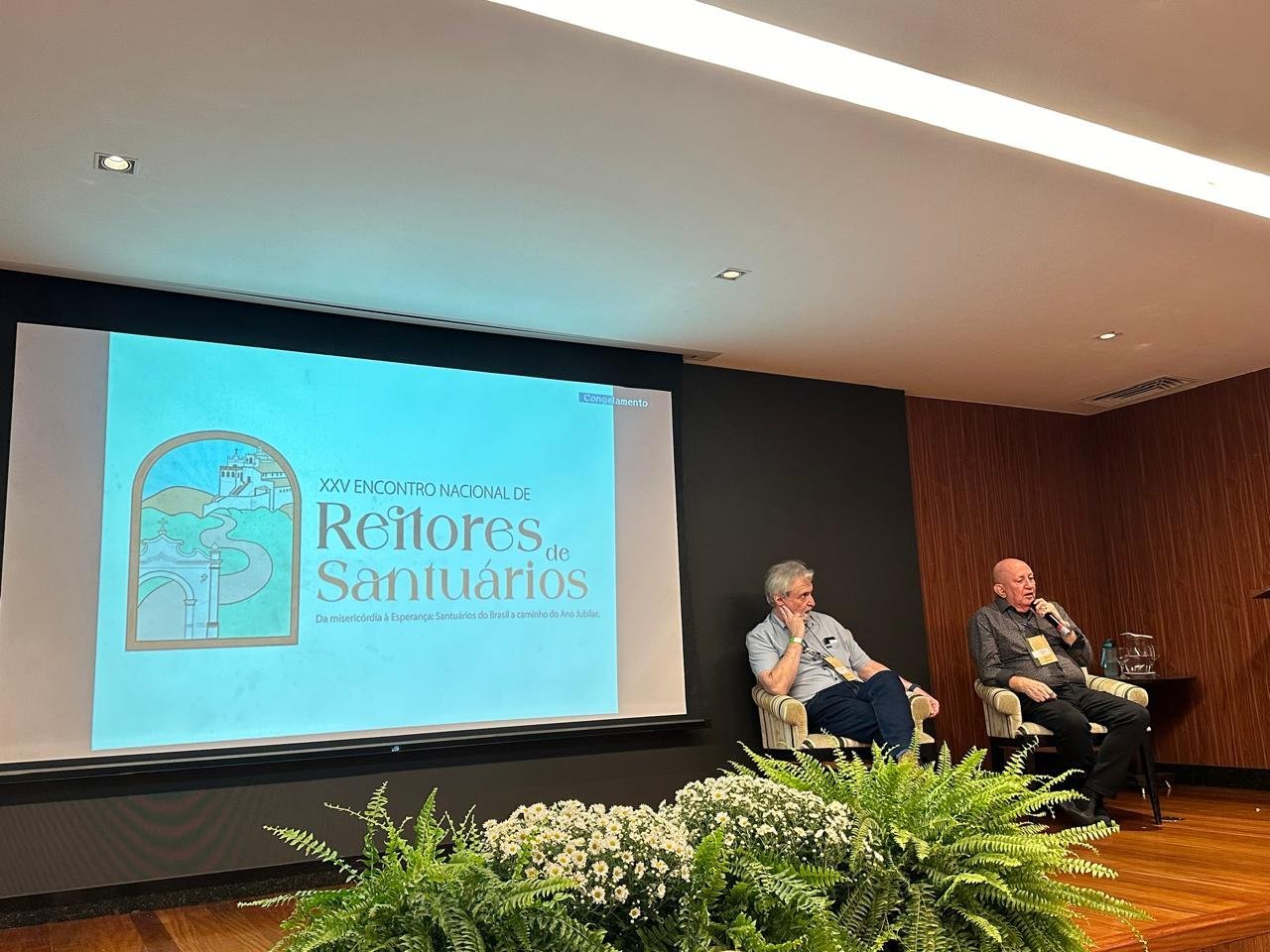 Prof. Dr. Sérgio Ribaric representa o ITESP no XXV Encontro Nacional de Reitores de Santuários em Vitória/ES