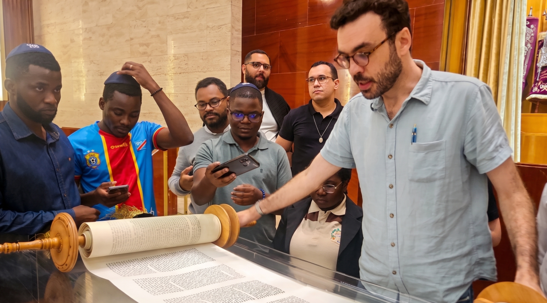 Diálogo inter-religioso fortalece formação de alunos do ITESP na Congregação Israelita Paulista